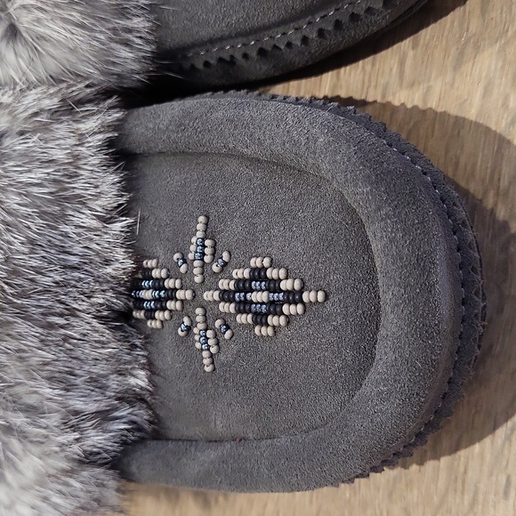 Manitoba Muklucks - Picture 2 of 7